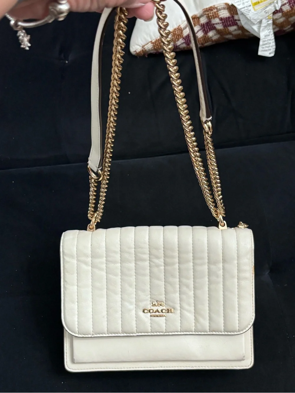 Coach Klare cream Quilted Crossbody & Shoulder Bag Chain Strap & gold hang tag - Picture 13 of 13